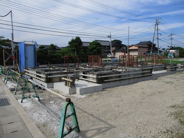 立上りコンクリート打設